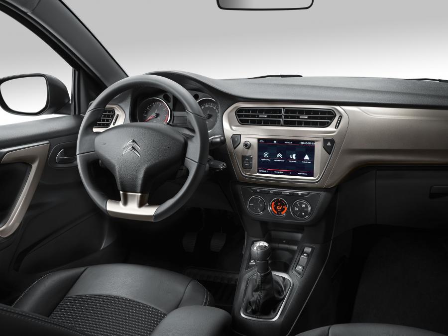 Интерьер Citroen C-Elysee 2016 года  (WW) (фото 33 из 43)